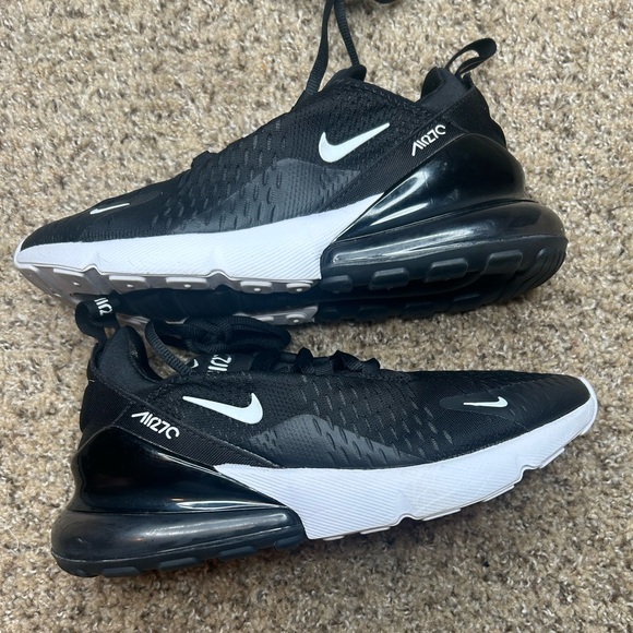 NIKE Air Max 270 Shoes for Women - Picture 7 of 10